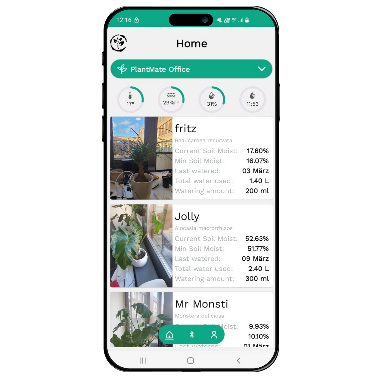 PlantMate mobile app dashboard showing real-time soil moisture monitoring for multiple plants including Monstera and Alocasia